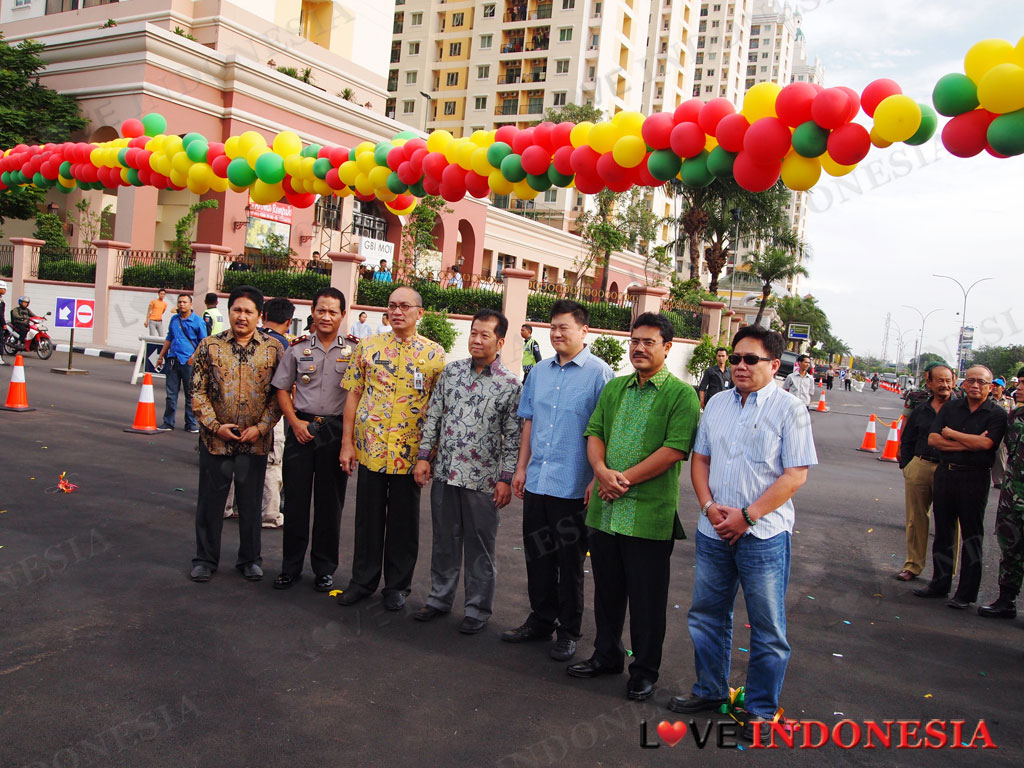 Pembukaan Akses Jalan Tembus Mall of Indonesia dan Mall Artha Gading