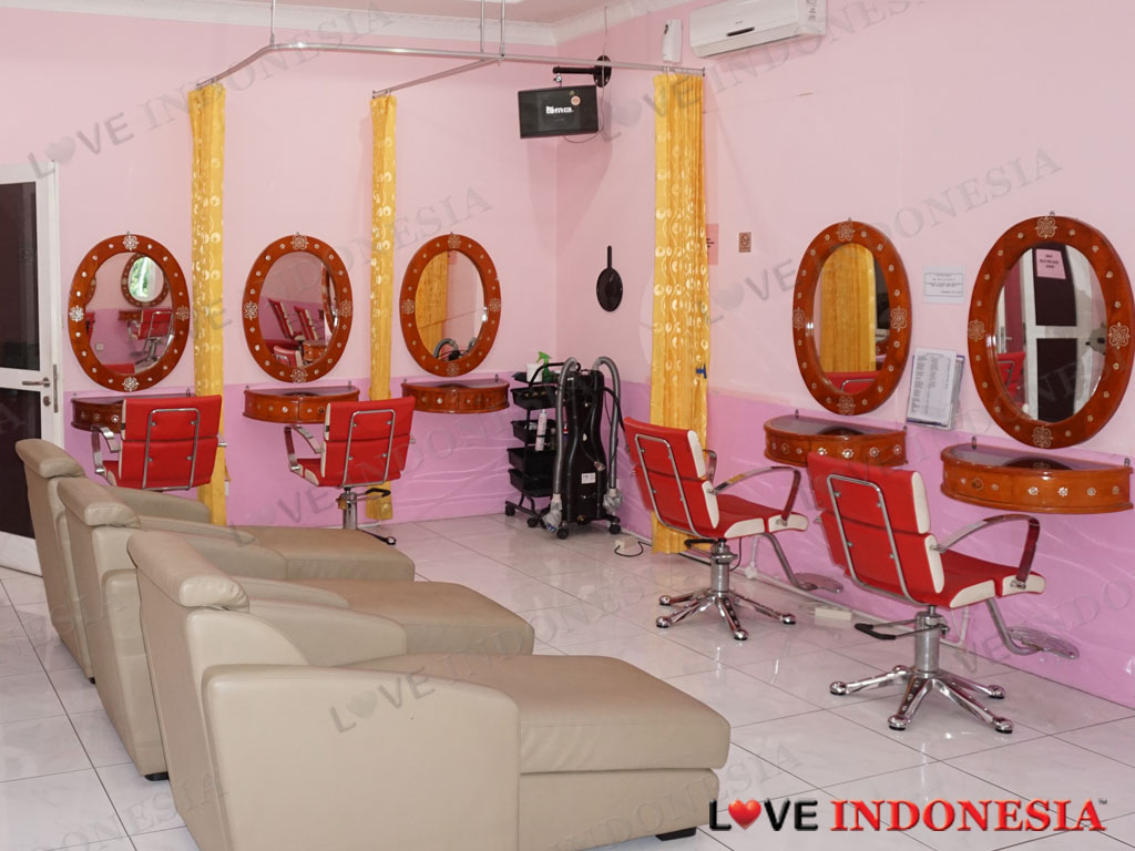 Alia Salon, Jakarta, Spa & Beauty Review