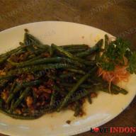 French Beans With Miced Chicken