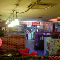 Chicken Phong Interior