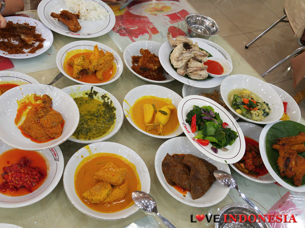 makan apa sahur Makan Love Hayam   Indonesia Wuruk  Rumah  Garuda