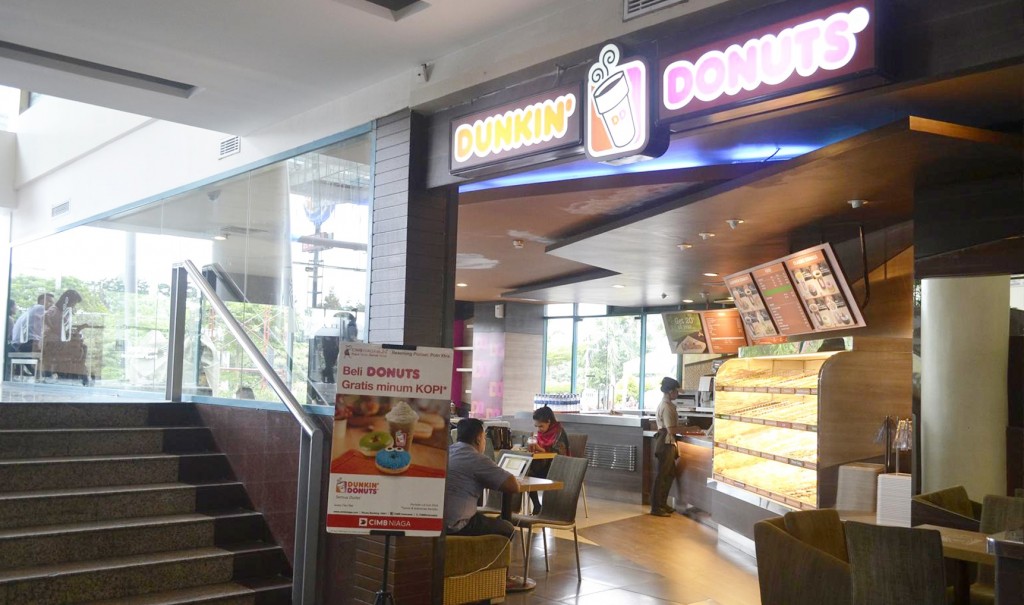 Dunkin Donuts Ciputra Mall Love Indonesia