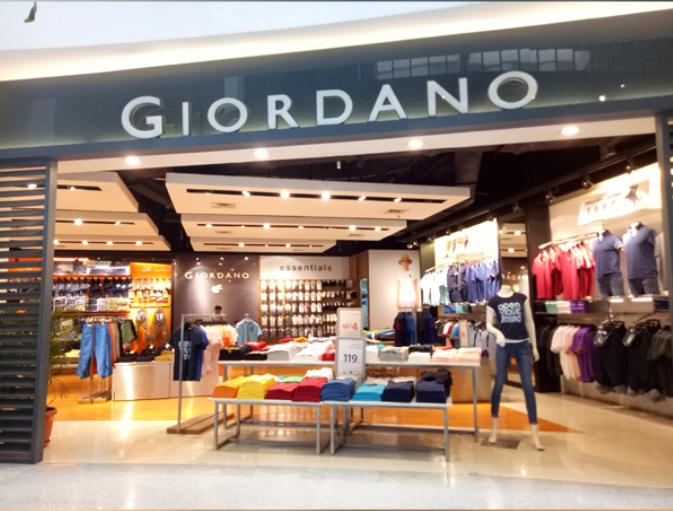  Giordano  Plaza Semanggi Love Indonesia 