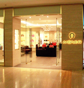 Aigner Plaza Indonesia Love Indonesia