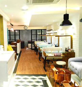 Onnie Studio - Plaza Indonesia, B Floor #P3 E001, Jl. . Thamrin Kav. 28  - 30, Jakarta, Indonesia