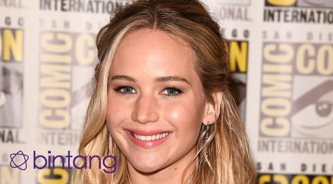 Jennifer Lawrence Merasa Aneh Beradegan Seks dengan Suami Orang