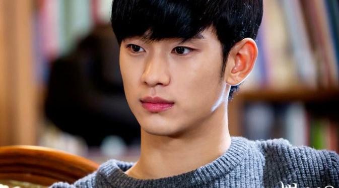 5 Wanita yang Paling Serasi untuk Temani Kim Soo Hyun