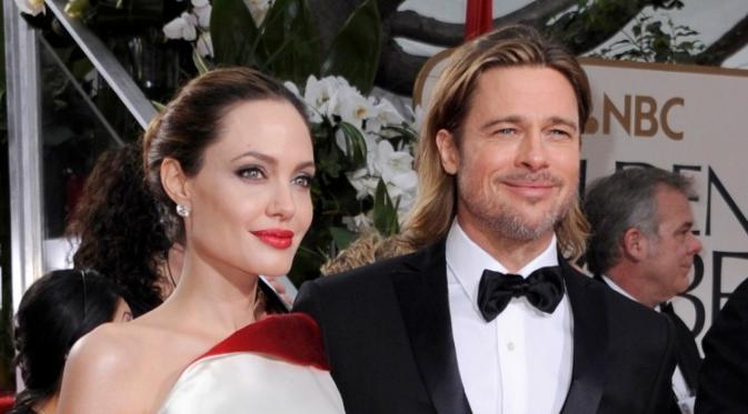 Angelina Jolie Tak Nyaman Beradegan Mesra dengan Brad Pitt