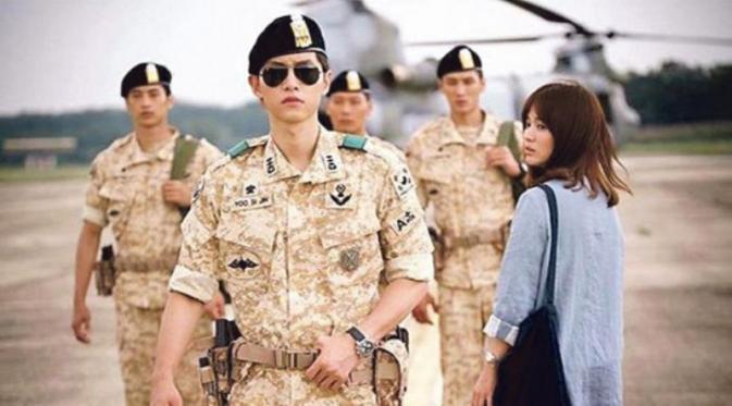 Helikopter, Bencana, dan Perang Membuat Song Joong Ki Jatuh Cinta