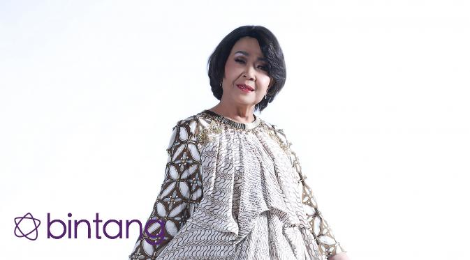 Rima Melati, dari Panggung Model Hingga Piala Citra