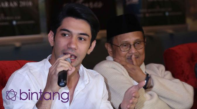 Reza Rahadian Sempat Kaget BJ Habibie Ingin Tonton My Stupid Boss