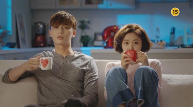 Park Seo Joon-Hwang Jung Eum Berciuman di Video She Was Pretty