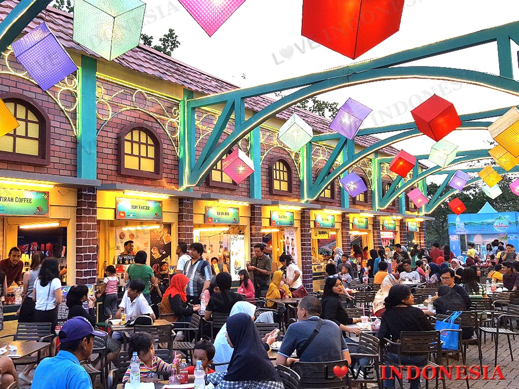 Summarecon Mal Bekasi Adakan Pasar Senggol 2017 Berbalut