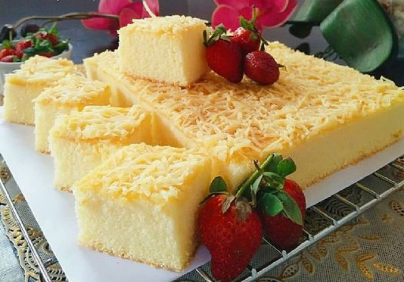 Lemon Cheese Sponge Cake