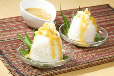 Ketan Susu Saus Durian
