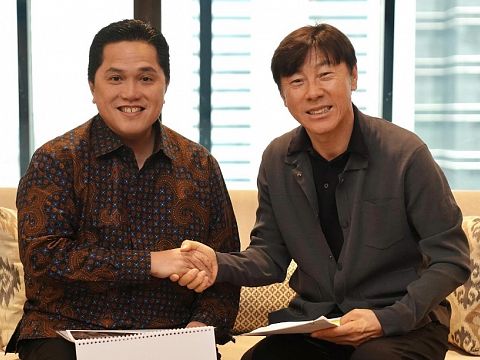 Jawaban Ketum PSSI saat Dituduh Dirinya Ditekan Sejumlah Pihak untuk Memecat Shin Tae-yong dari Timnas Indonesia