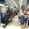 Banyak Netizen Jadi 'Baper' Lihat Penampakan Anak Peluk Orangtua di Kereta Ini,  ..
