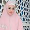 Cantik Bagai Bidadari! Celine Evangelista Berhijab Syari Malah Dituding Melecehkan  ..