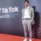 Arya Saloka Kece di TikTok Awards Indonesia 2020, Netizen: Gantengnya Ugal-ugalan ..