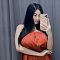 Mirror Selfie, Pamela Safitri Pose Pakai Kemben Merah Bikin Netizen Pusing ..