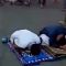 Viral Remaja Tertidur saat Sholat Idul Fitri, Warganet: Bangun-Bangun Sudah Idul Adha ..