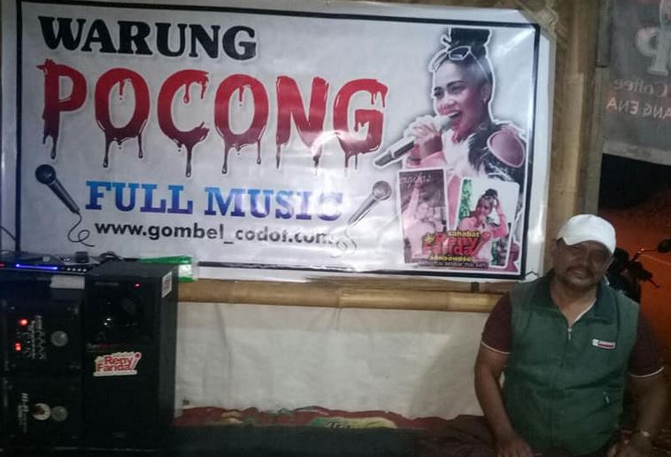 Seram karena Dikelilingi Kuburan, Warung Pocong di Bondowoso Mendadak Viral