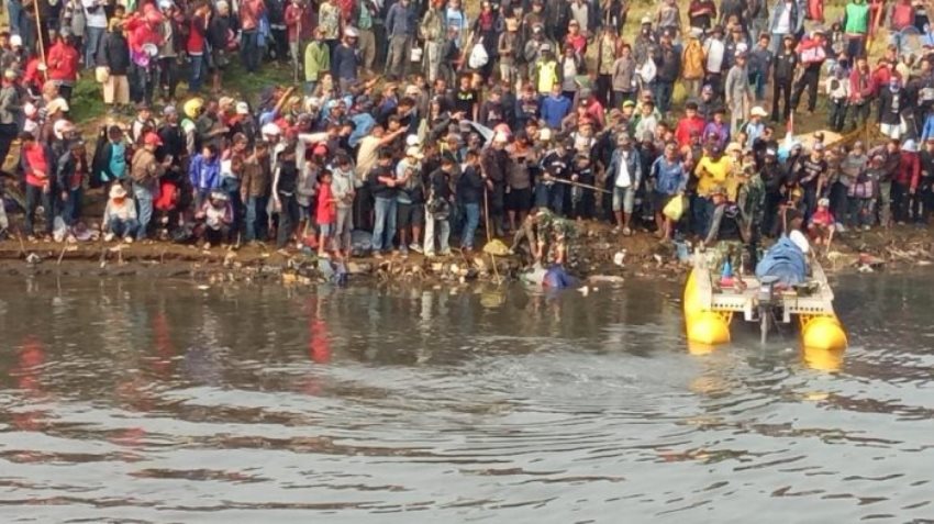 Sempat Dikira Ikan, Peserta Lomba Mancing Ini Kaget saat Kail Pancingnya Ditarik, Ternyata Mayat!