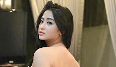 Jogetnya Dibilang Kayak Cacing Kepanasan, Dewi Perssik Hina Netizen Mirip Dugong!