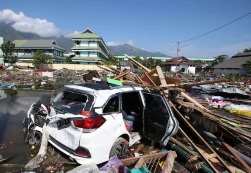 Hanya Dapat 1 Bungkus Mi Instan dan 1 Kg Beras, Pria Korban Gempa Donggala Terpaksa Gadaikan Cincin Kawin