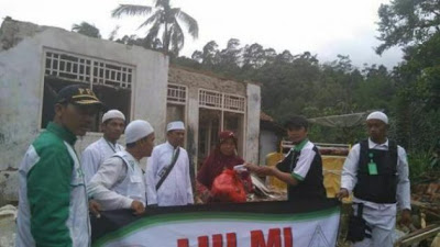 Kesaksian Korban Tsunami Banten: "Yang Pertama Datang Membantu Itu FPI!"