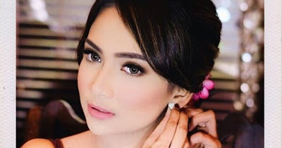 Kasus Prostitusi Belum Usai, Foto Vanessa Angel Saat Mandi Malah Disebar Artis Terkenal!