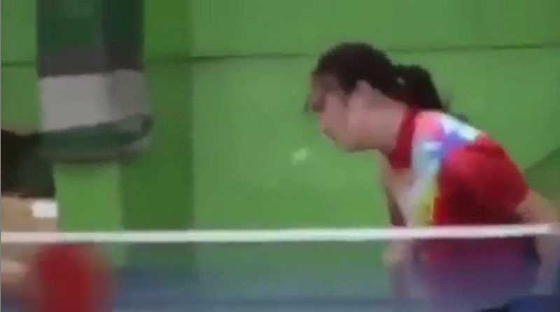 Viral Video "Salfok" Wajah Atlet Jadi Bet Tenis Meja