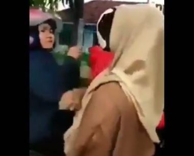 Viral 2 Perempuan Adu Jotos di Jalanan, Diduga karena Masalah Cowok