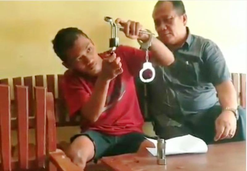 Viral, Video Pelaku Pencurian Peragakan Cara Membuka Gembok dengan Dibakar