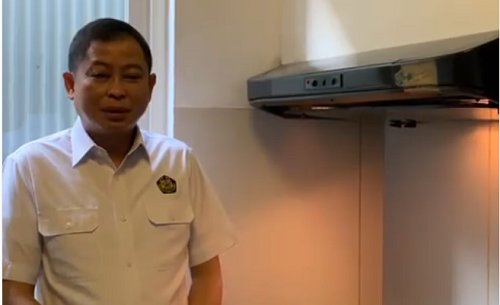 Menteri Jonan Posting Kompor Listrik di Dapur, Netizen Salfok Minta Dibelikan