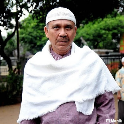 Kisah Aktor Terkenal Jadi Mualaf: Tuhan, Pilihkan Agama yang Baik Buat Saya Tapi Jangan Islam!