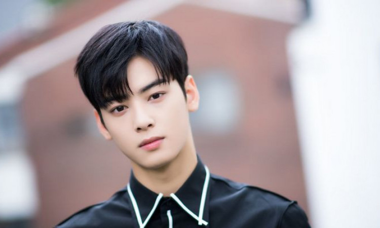 Tunjukkan Wajah Saat Hapus Make Up,Visual Cha Eunwoo ASTRO Buat Netizen Heran!