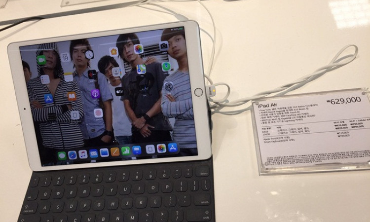 Warganet Heboh, Kangen Band Jadi Wallpaper iPad di Apple Store Korea