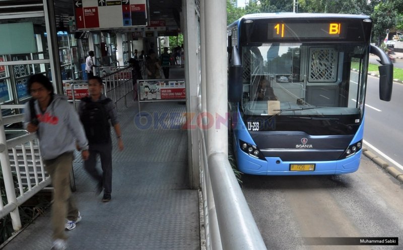 Viral Iklan Tak Senonoh di Bus Transjakarta, Ini Kata Pihak Operator