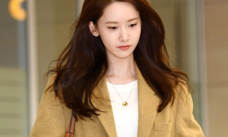 Tiba di Korea Usai Hadiri "AAA 2019", Yoona SNSD Bikin Netizen Speechless Saking Cantiknya