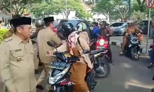 Viral, Wakil Wali Kota Serang Marahi ASN yang Kabur saat Pengajian