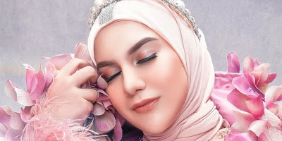 Imannya Kuat? 5 Artis Muslim Ini Memilih Putus Daripada Pindah Agama Ikut Pasangan?