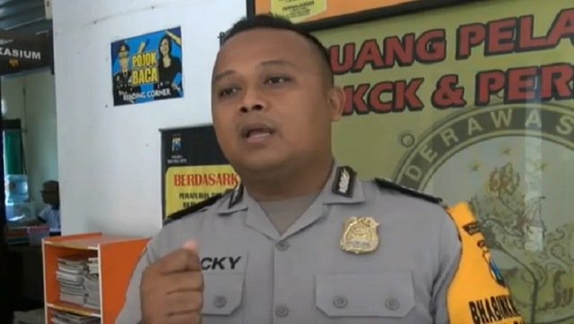 Viral Polisi Gagalkan Percobaan Bunuh Diri Mahasiswa di Malang