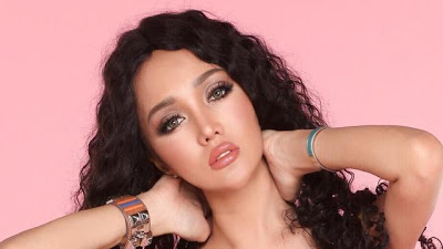 7 Kali Ganti Nama, Ini Deretan Nama Perempuan Lucinta Luna! Cantik dan Indah!