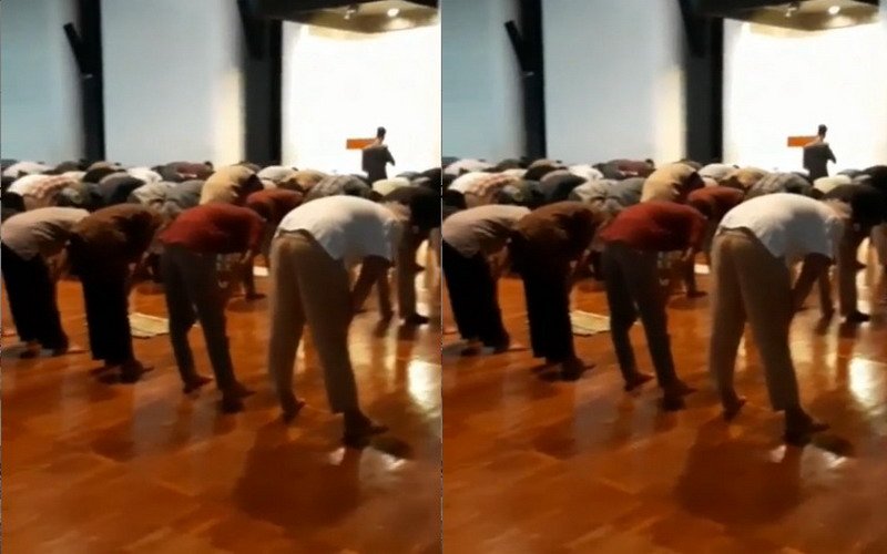 Viral Salat Berjamaah Terapkan Social Distancing