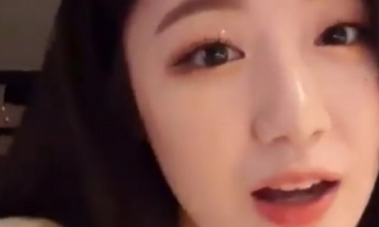 Diejek Jelek Saat Siaran V Live, Respon Tak Terduga Shuhua (G)I-DLE Buat Netizen Kagum