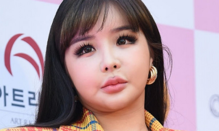 Agensi Sangkal Rumor Park Bom Lakukan Operasi Plastik, Netizen Tak Percaya!