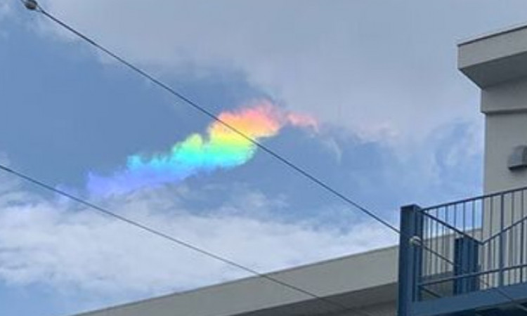 Viral Penampakan Awan Pelangi di Langit Tokyo