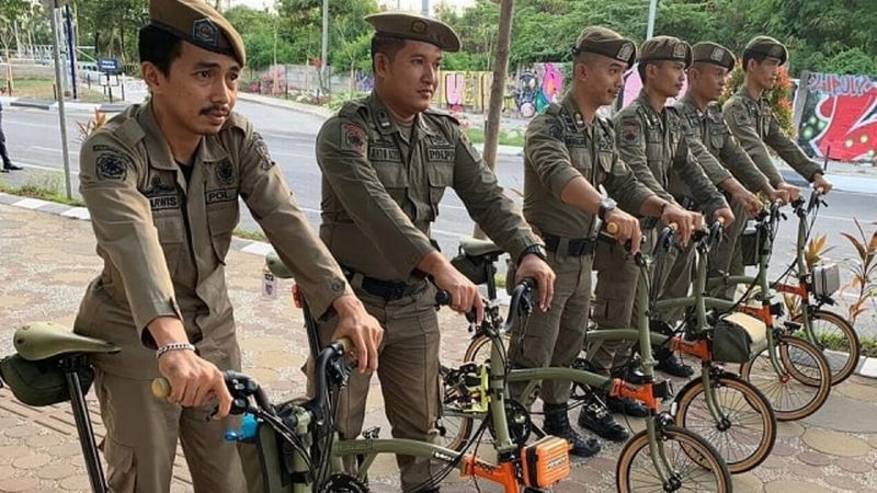 Viral Foto Polisi Pamong Praja Bersepeda Mewah, Kasatpol PP: Biasalah Gaya-gayaan