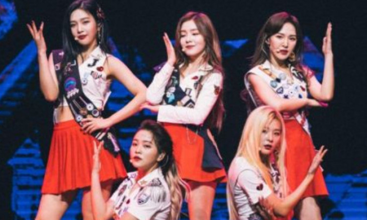 Konser Red Velvet Dibatalkan Karena COVID-19, Biaya Sewa Stadium Kejutkan Netizen!